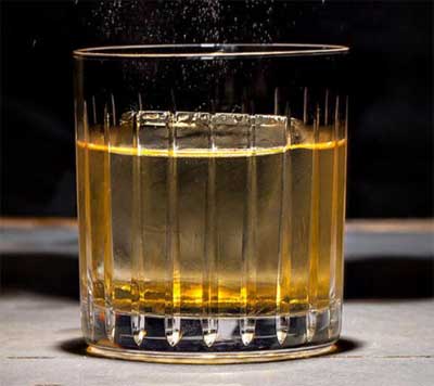 最常见的6款鸡尾酒杯，不管短饮长饮用这些就够了2.jpg