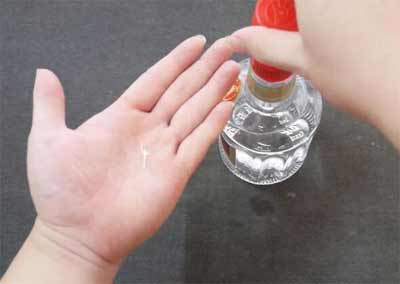 白酒怎么样鉴别是不是纯粮的，5种方法快速鉴别瓶装散装纯粮酒2.jpg