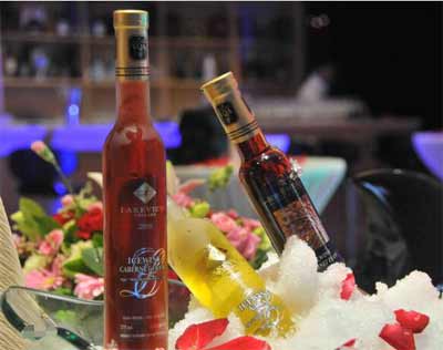 加拿大冰酒是什么酒如何饮用，冰葡萄酿制的酒晚间冷藏饮用最佳3.jpg