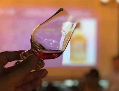 威士忌酒是什么酒，40度以上的烈性蒸馏酒口感风味超级复杂5.jpg