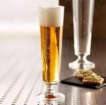 皮尔森啤酒属于什么啤酒，属于拉格啤酒的一种但起源更早3.jpg