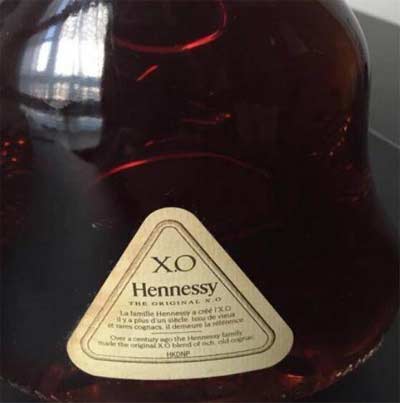 轩尼诗xo公司货和水货的区别，公司货是中文标/水货是贴标海外版4.jpg
