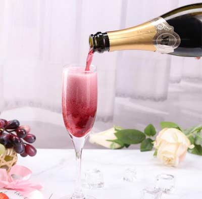 起泡酒和红酒哪个好，起泡酒颜值高好喝但红酒更值得细品2.jpg