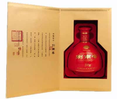 水井坊和剑南春哪个好，送人宴请选剑南春/自己喝摆台选瓶子坊5.jpg