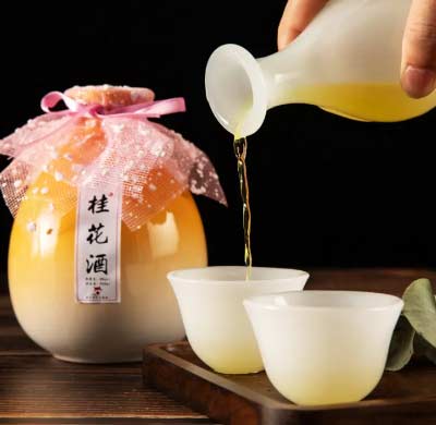 中秋喝桂花的寓意；常见桂花酒的制作方法步骤4.jpg