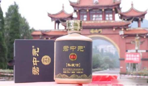 酒厂员工都喝什么白酒？6款“光瓶”酒呼声最高，原来好酒并不贵4.jpg